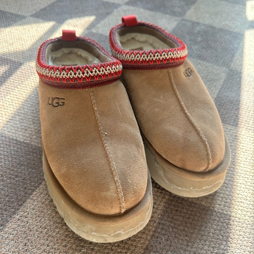 UGG tazz II slippers